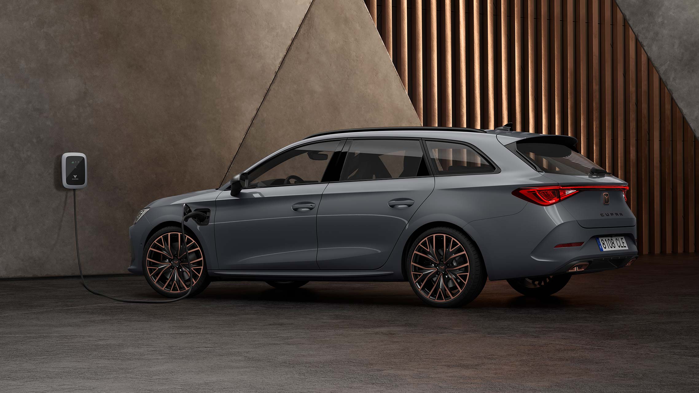 new CUPRA Leon Estate e-HYBRID Family Sports Car side view in graphene grey with plug-in engine of 245PS and dcc suspension