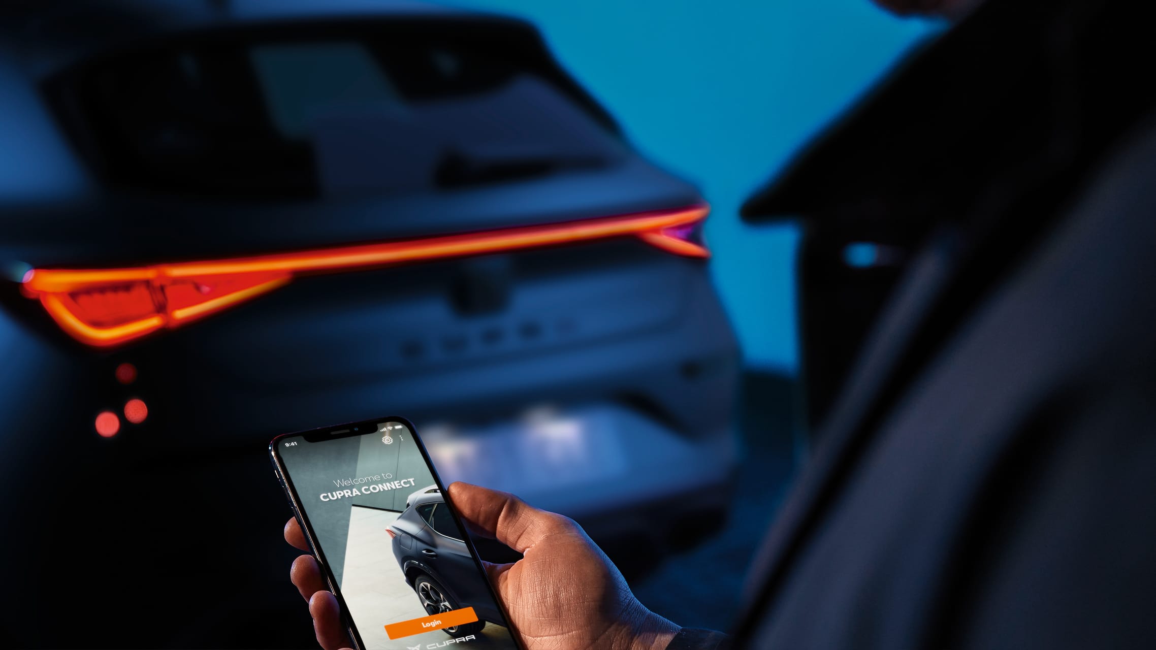 Remote access of the CUPRA Leon five doors ehybrid Compact Sports Car. Interior view